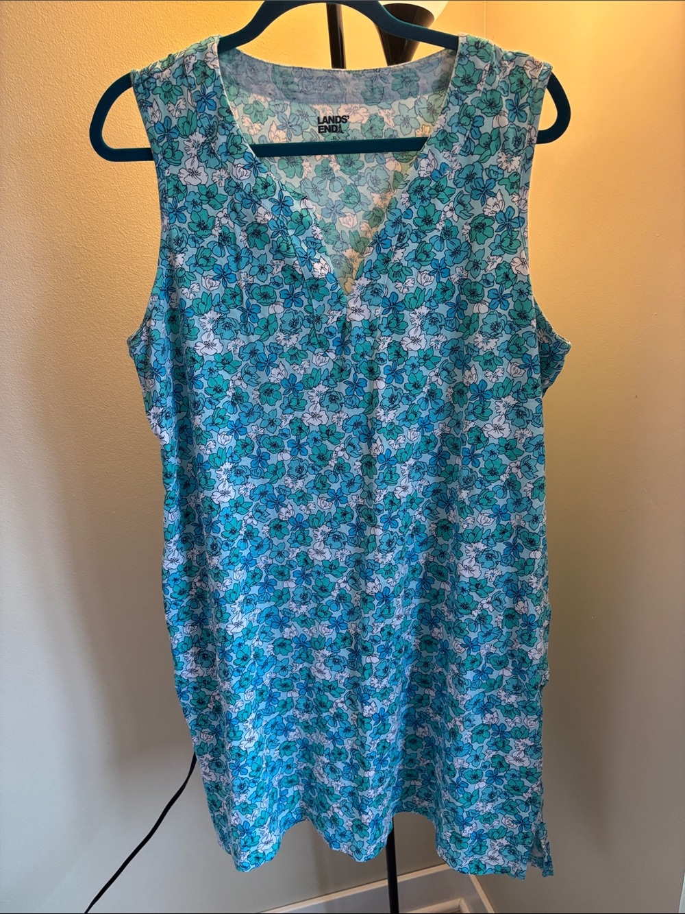 Lands' End Sleeveless Aqua and White Floral Tunic